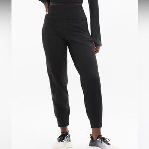 ATHLETA Rainier Mid Rise Jogger